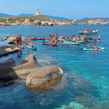 Escursione in SUP all'Isola dei Cavoli, Villasimius