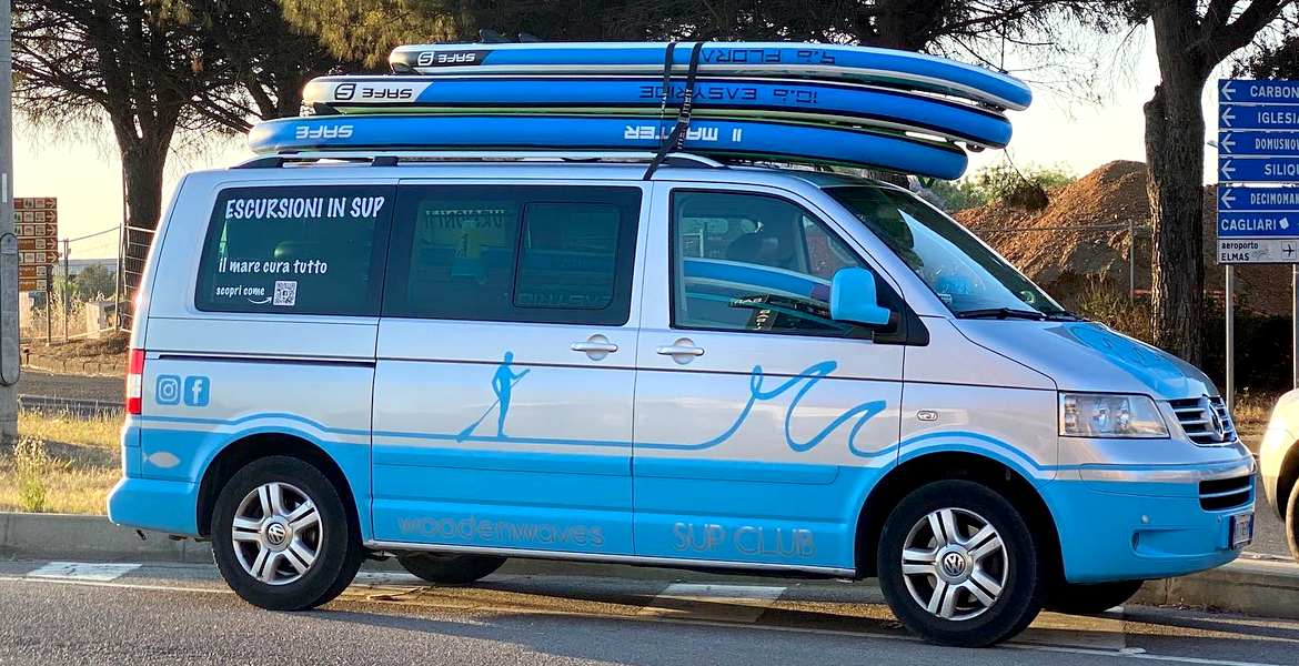 SUP tour with Wooden Waves SUP Club in Sardinia